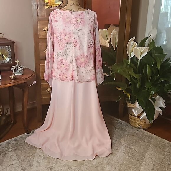 Onyx Nite Pastel Pink Floral bodice gown size 16 - Picture 6 of 14